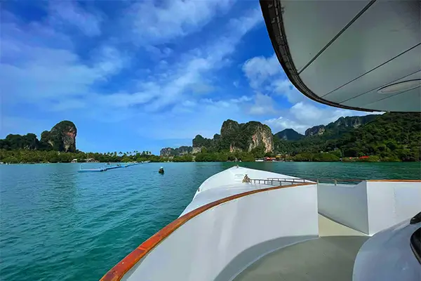 Railay Floating Pier (East Railay)