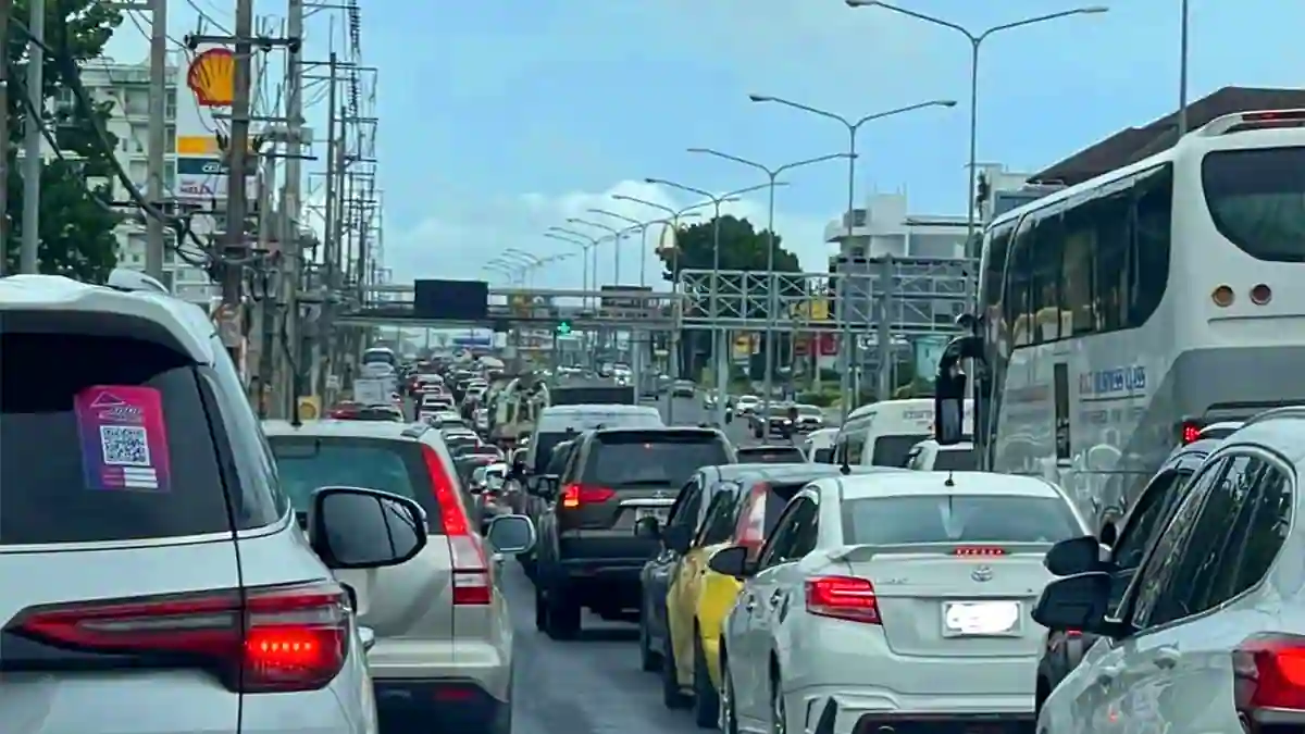 Seamless travel from Phuket Airport to Phi Phi Island. Your private vehicle will take you directly to Rassada Pier, where you'll board a ferry to Tonsai Pier on Phi Phi.